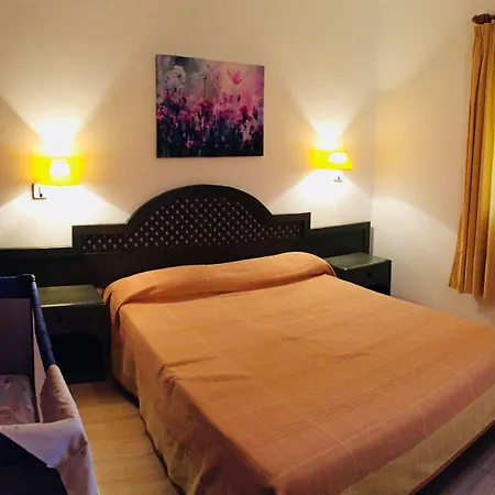 Maribel Puerto del Carmen (Lanzarote)